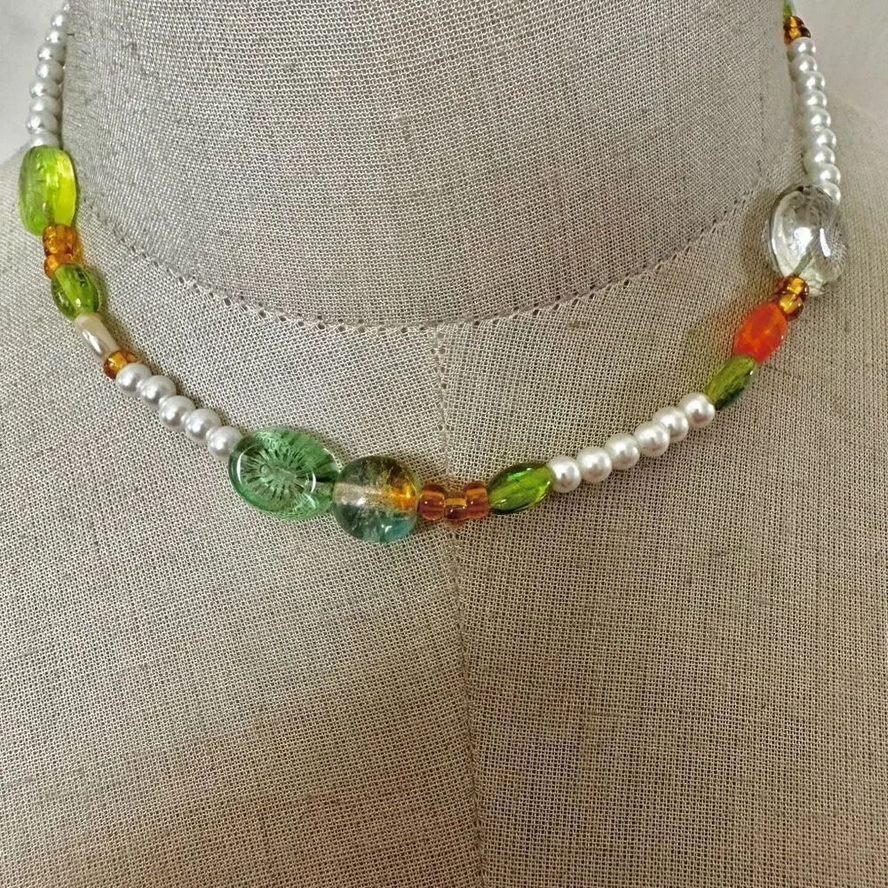 Faux pearl glass beaded necklace